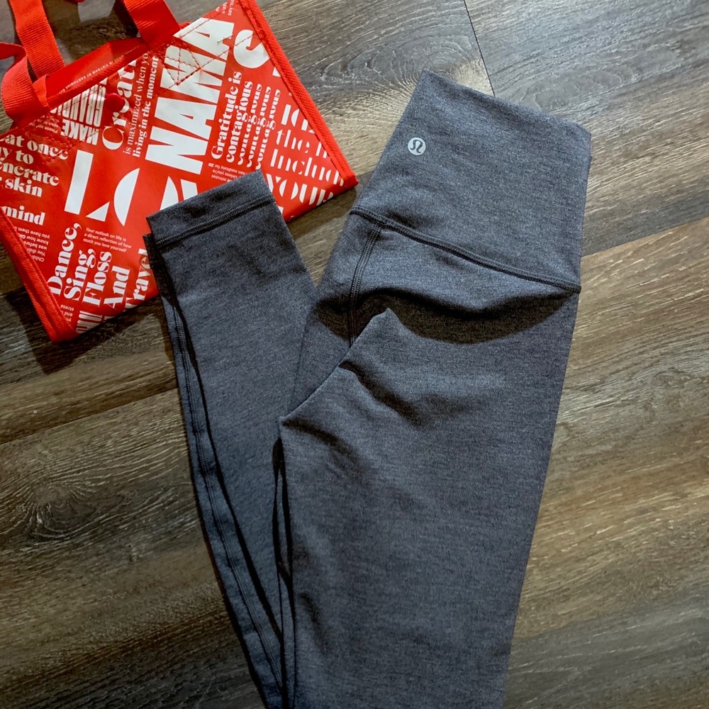 NEW Lululemon Wunder Under HR tight 28”